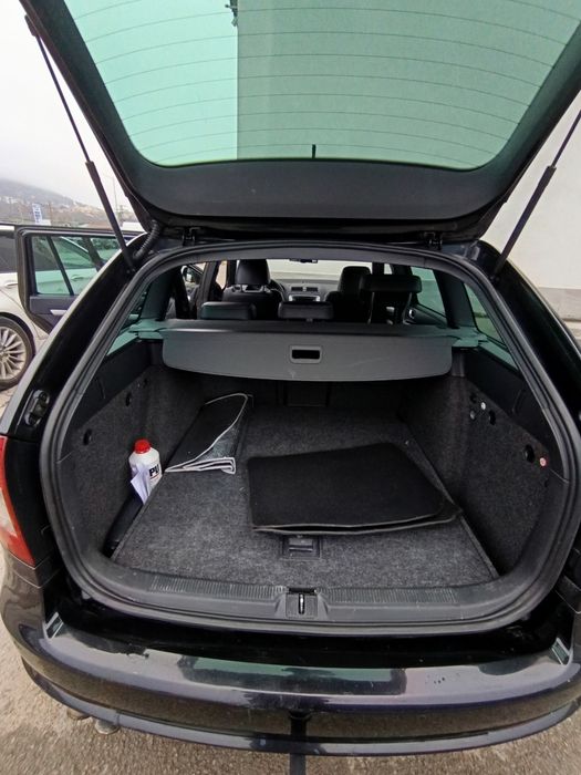 Шкода Октавия комби