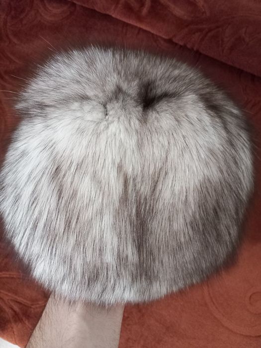 Căciulă din Blana de Vulpe Argintie