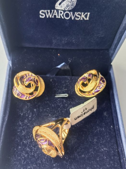 Продам бижутерию Swarovski
