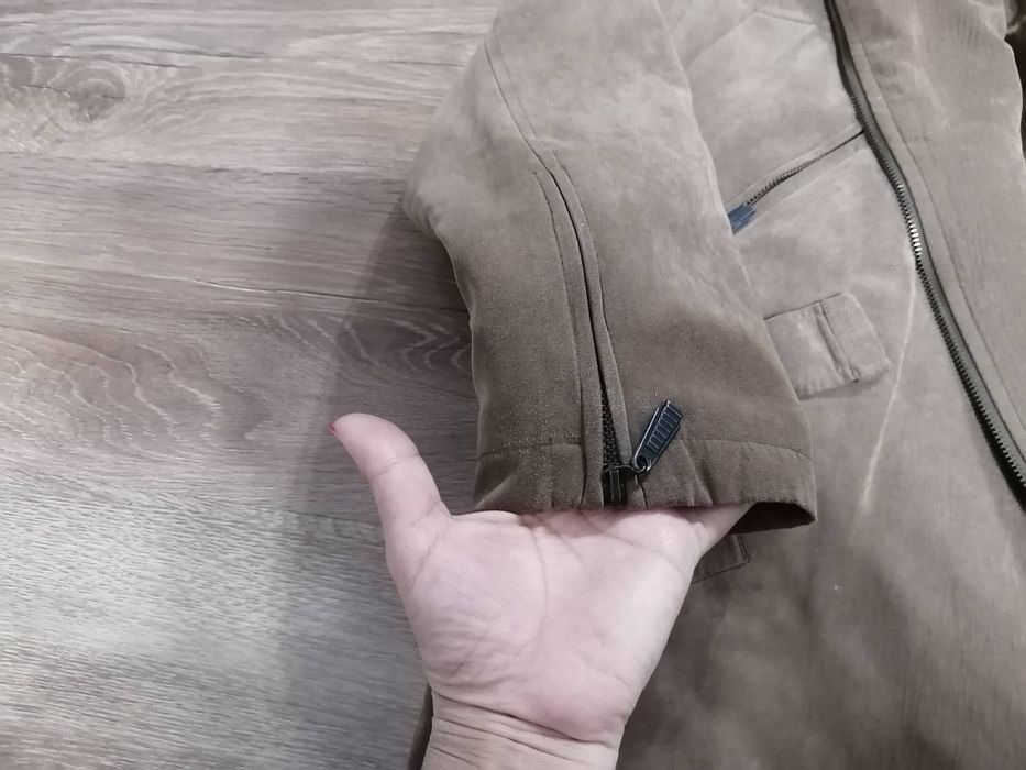 Фирменная  куртка на весну