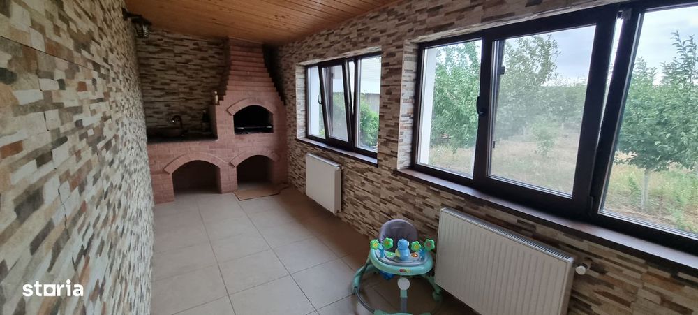 Vila cu etaj in zona fostelor sere Dobosari