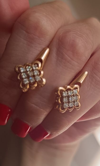 Серьги золотые новые фианит