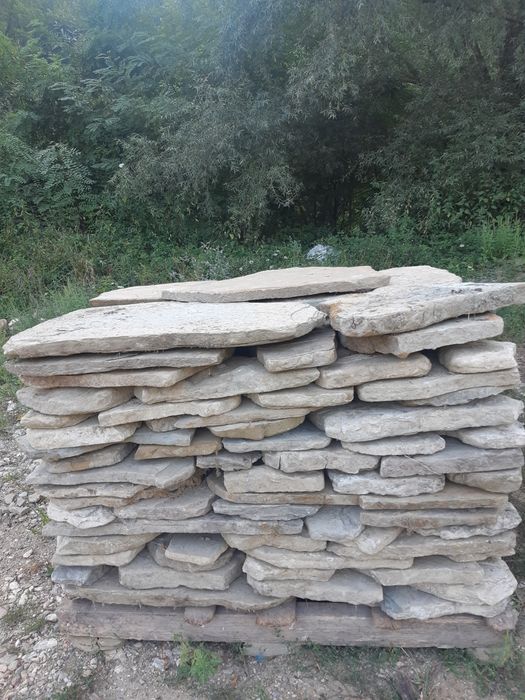 Vând piatră pentru zidit sau placat