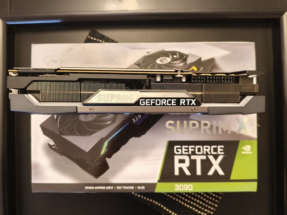 Placa video / MSI RTX 3090 SUPRIM X / 24GB GDDR6X / 384-bit