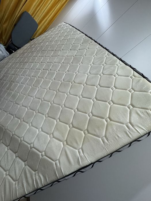 Продам матрас 160*200