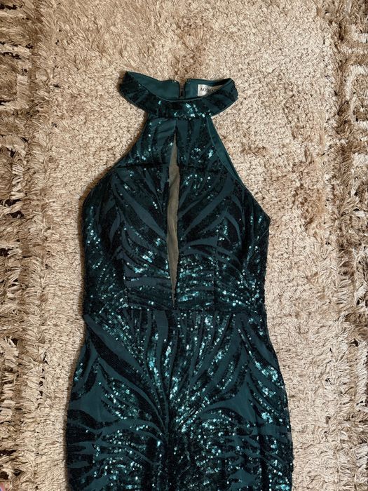 Официална рокля