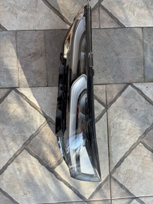 Фары Santa fe 2019 год