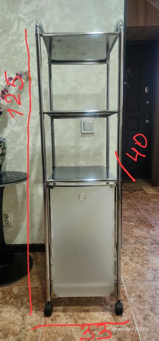 Продам этажерку на колесиках
