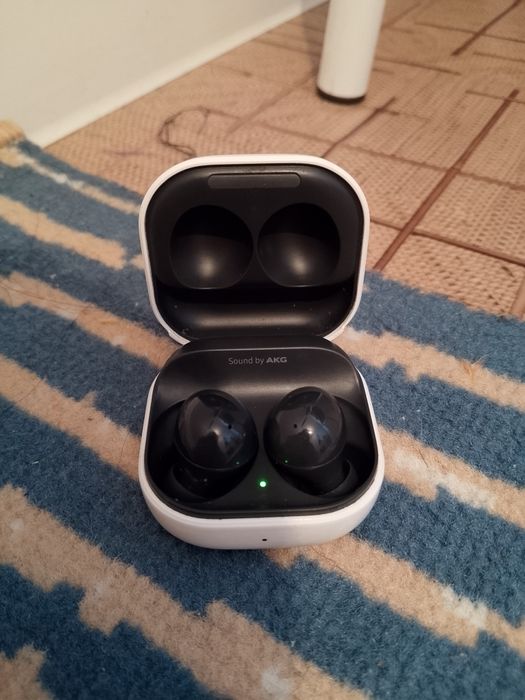 Samsung Galaxy buds 2