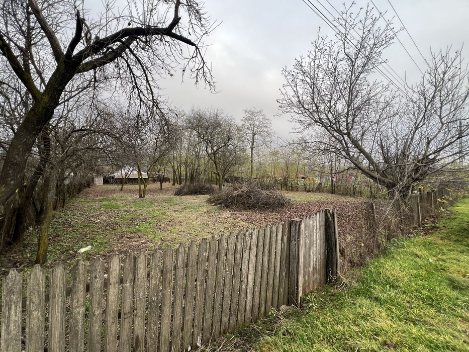 Vanzare teren intravilan 1270 MP in Sarata - Mihalaseni