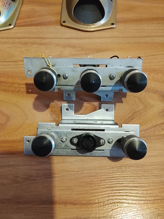 Vând potențiometre pentru magnetofon Mayak-203