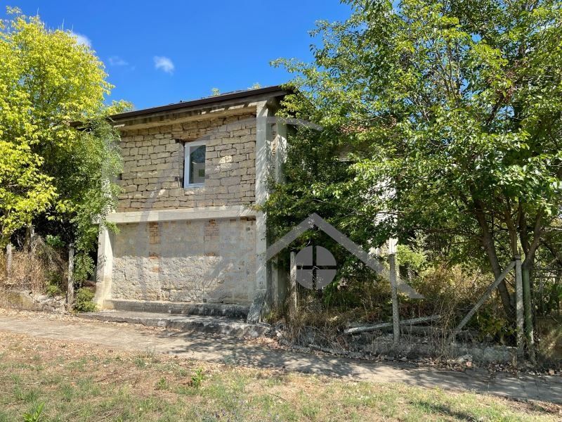 Продава се Къща в с. Изгрев, Област Варна - 160 кв.м за 419 €/кв.м - Снимка #4