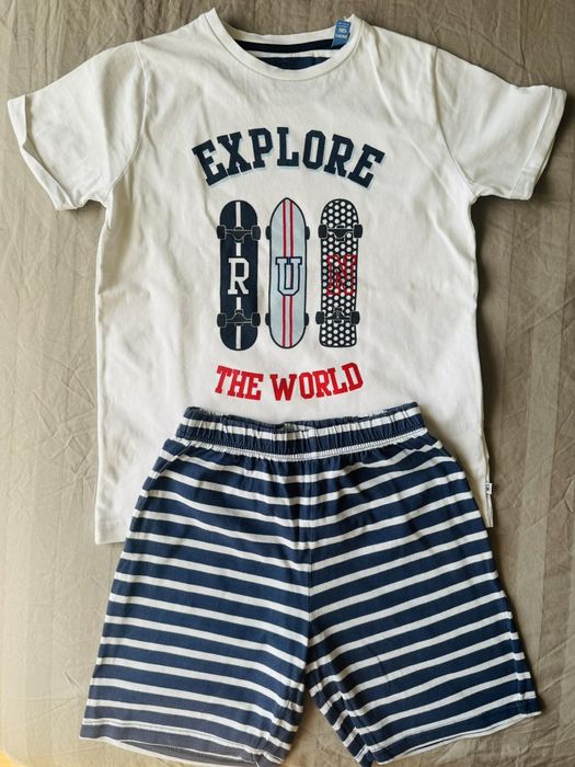 Лот от два комплекта пижамки на OKAIDI за момче, размер 10 г., 140 см