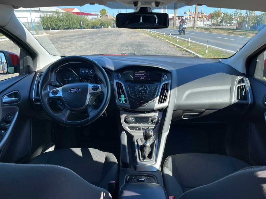 FORD Focus 2014 — imagine 3