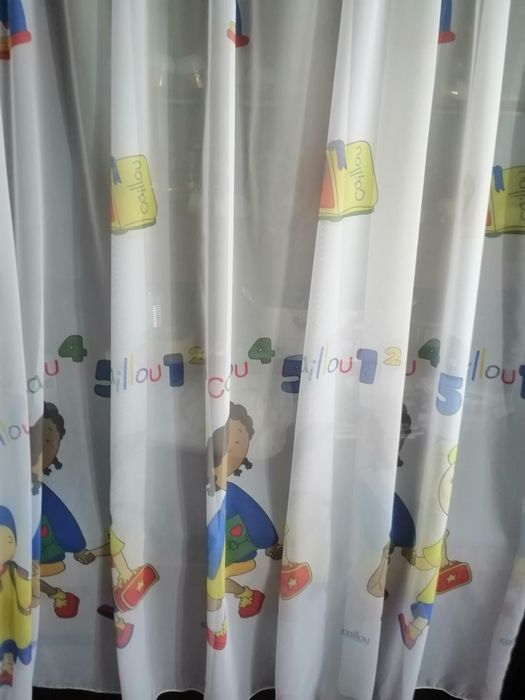 Perdea 3,5 m camera copii