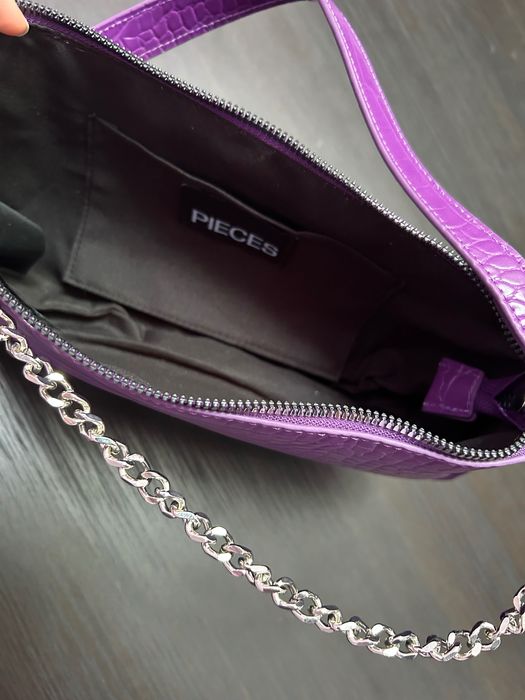 Лилава чанта за лятото