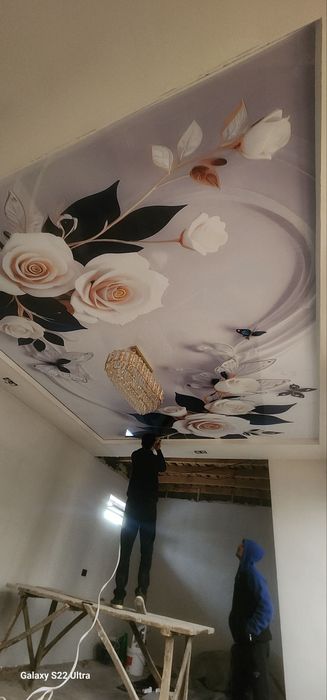 Natijnoy potolok usta