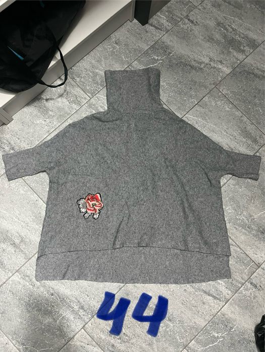 Продам женские кофты