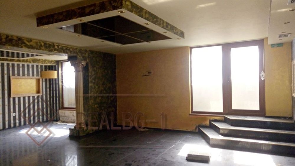 Продава се Заведение в Балчик - 370 кв.м за 159 €/кв.м - Снимка #8