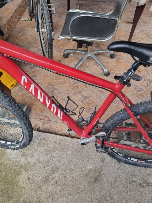 Vand bicicleta Canyon.pret 2000 lei.