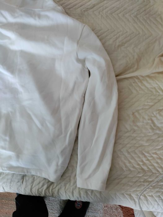 Бяла мъжка блуза