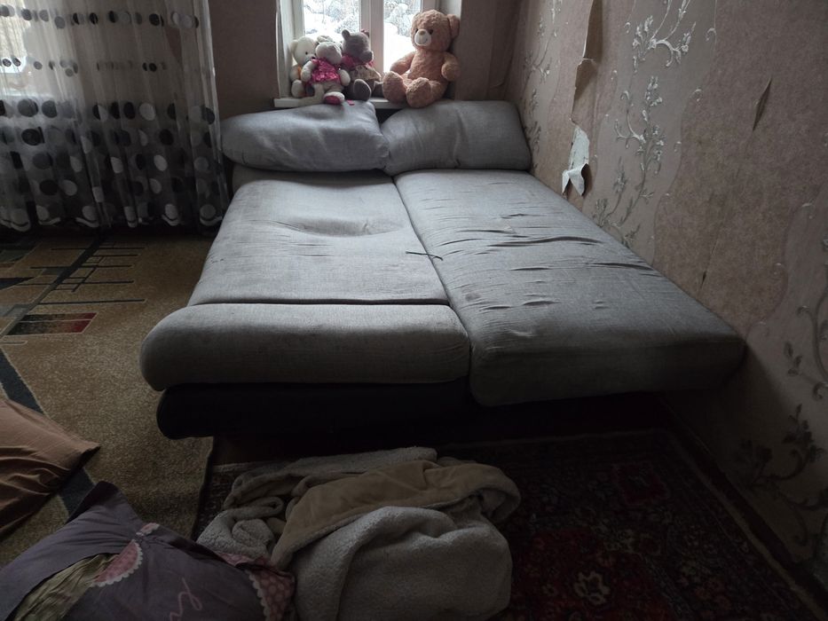 Продам диван раздвижной