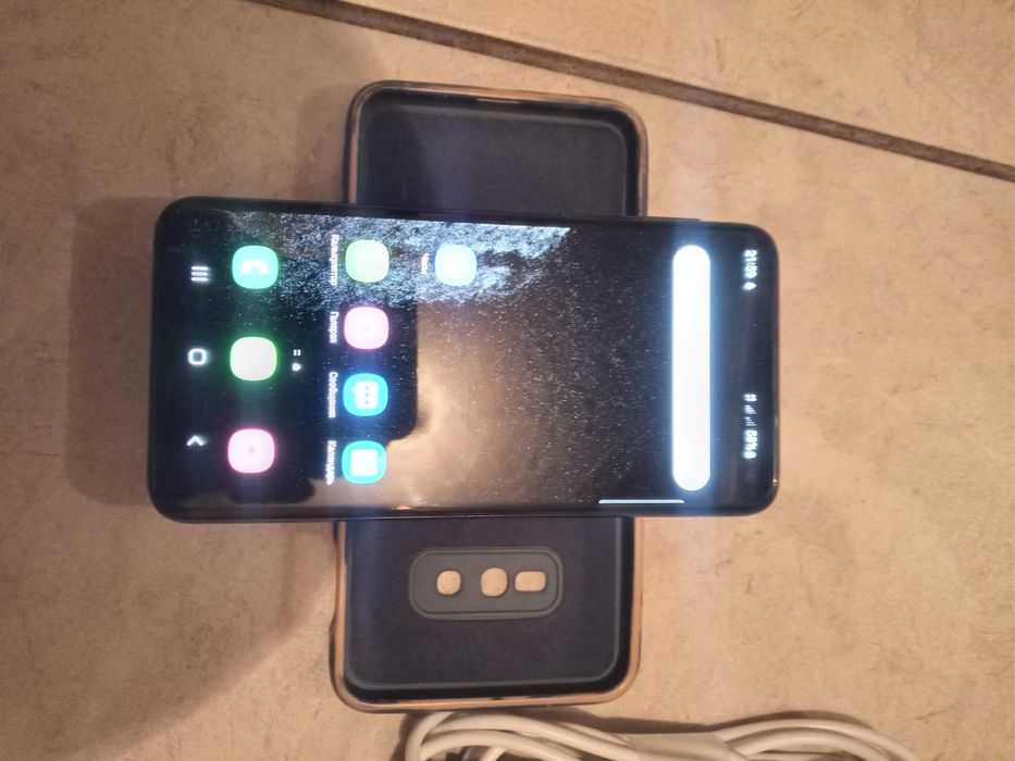 Samsung флагман galaxy s10e