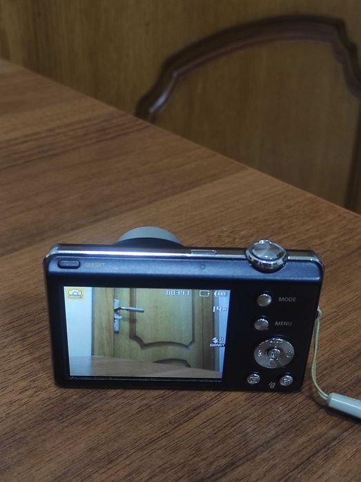 Samsung ST-65 14.2 mp . Fotoapparat Samsung Premium St-65 14.2 mp