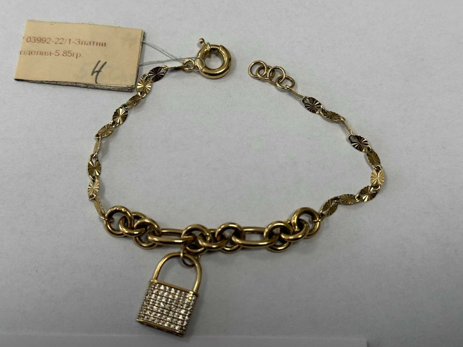 *** Ново Злато / Много Красива *** Златна гривна 14к 5.85гр