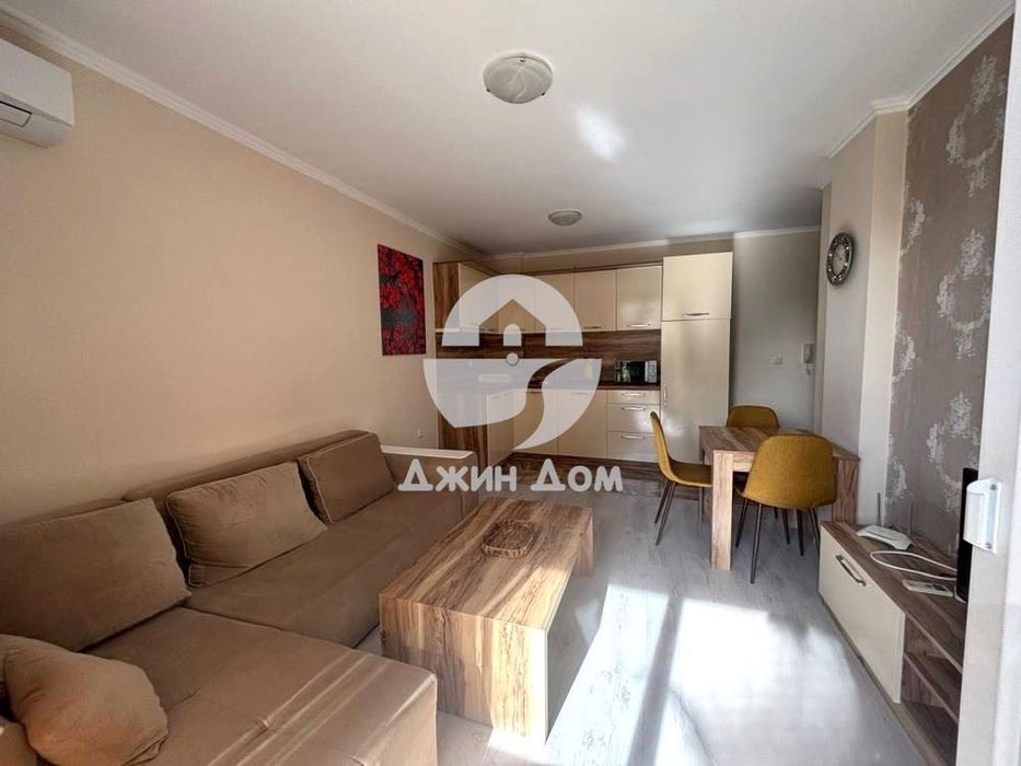 Продава се Двустаен апартамент в Свети Влас - 59 кв.м за 994 €/кв.м - Снимка #2