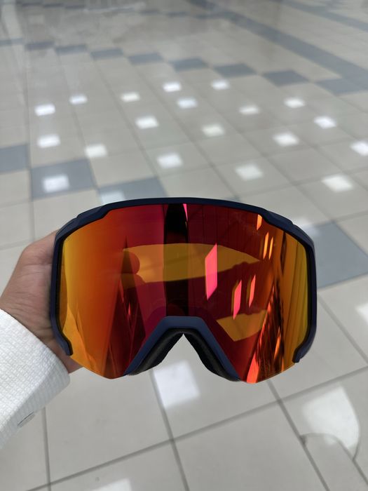 Red Bull spect chan'gi uchun moslashgan kozoynak