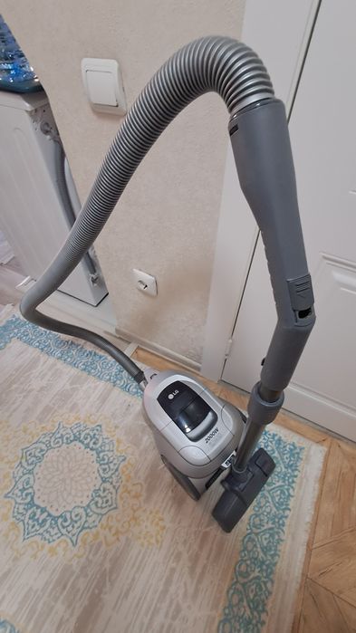 Продам пылесос лджи