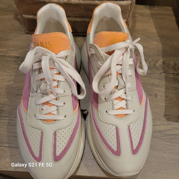 Сникърси Daris номер 40