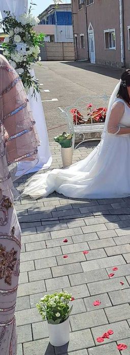 Rochie mireasa superba