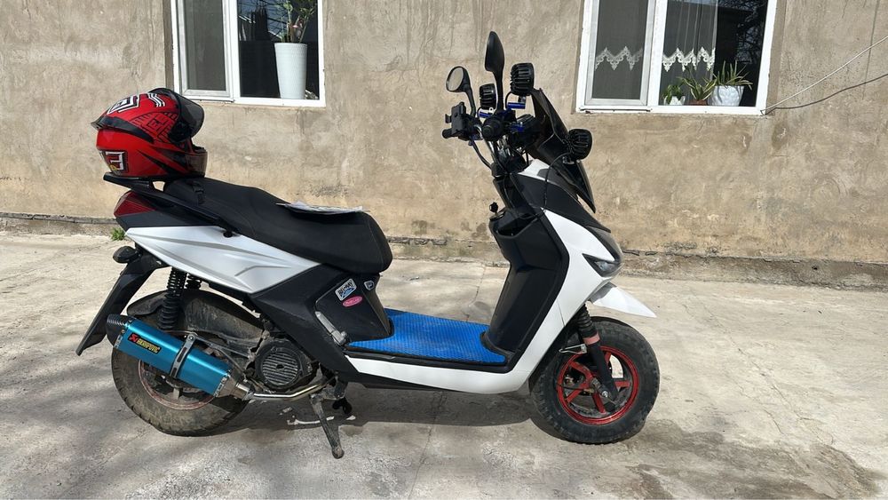 Скутер/мапет.