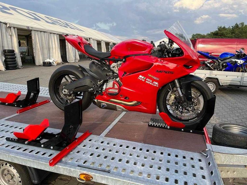 Suport motocicleta pentru roata din fata