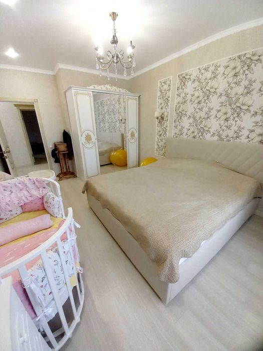 Продам 4 комн квартиру срочно