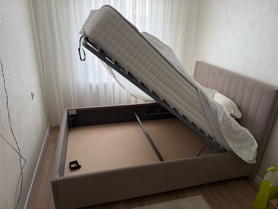 Продам кровать в отличном состоянии