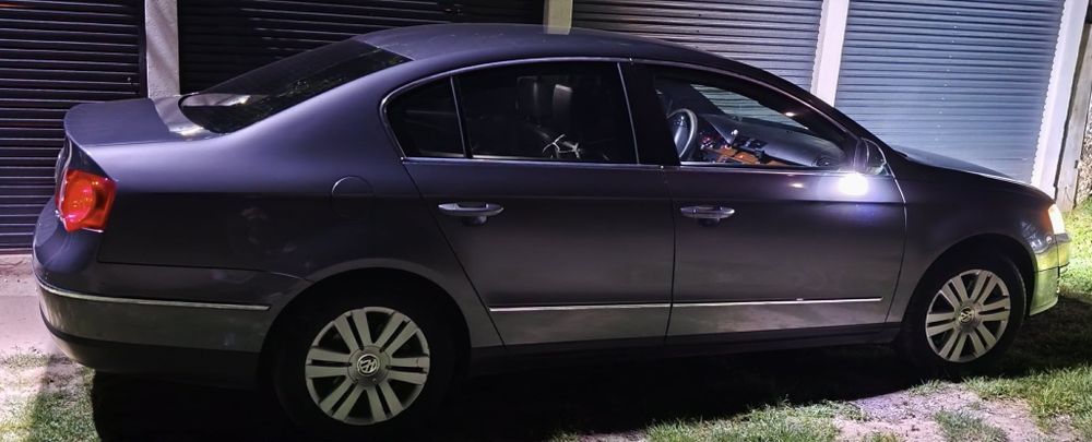 Full fara trapa Vând Volkswagen Passat B6 – 2006 – 2.0 TDI BKP – 140 CP
