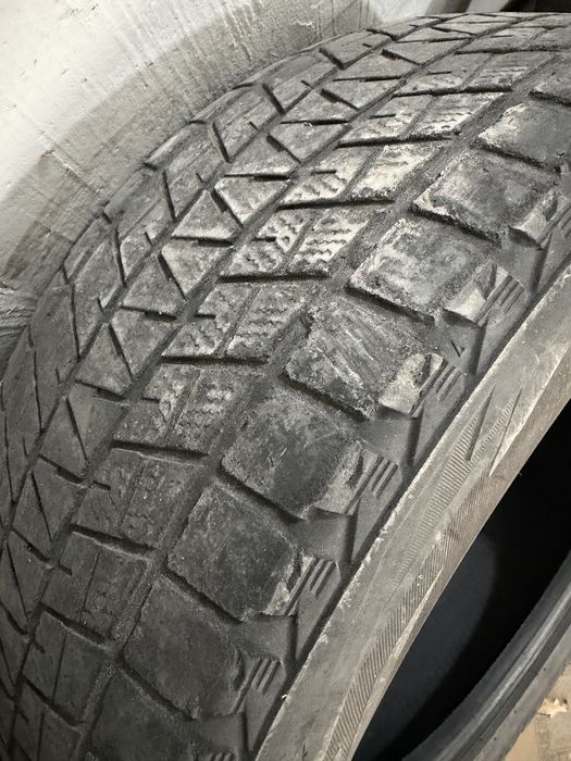 Продам шины 265/60 R18 110 R bridgestone
