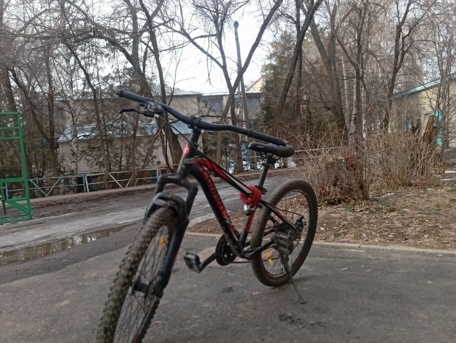 Продам велик срочно