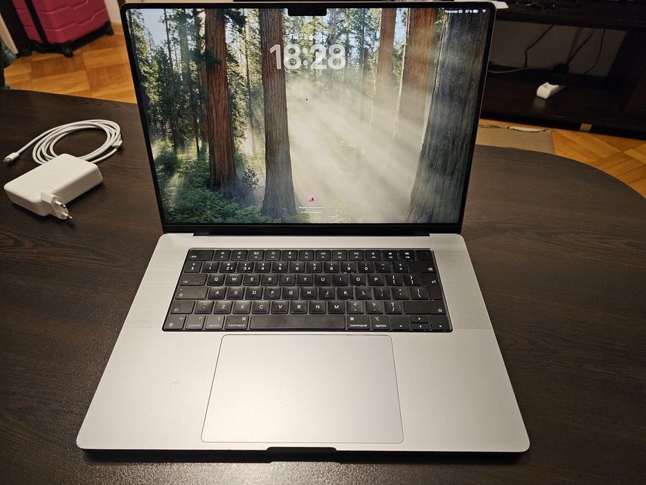 MacBook Pro 16" M1 Max 32 GB 512 GB