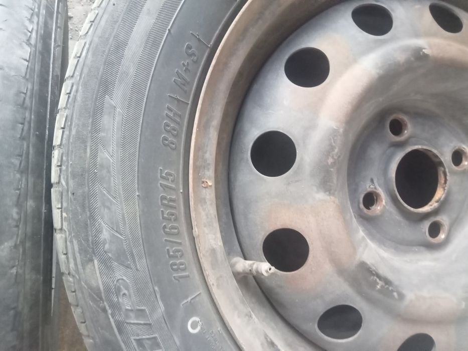 Прлдам диски с резинами