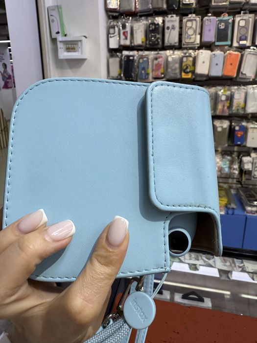 Продам instax mini 11