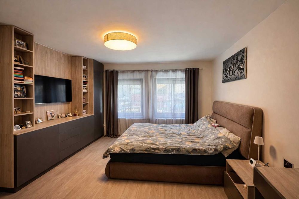 Casa individuala de vanzare/de inchiriat in Brasov-zona Grivitei/Aurel Vlaicu