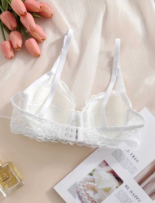 90/95C лот 2бр нови сутиена