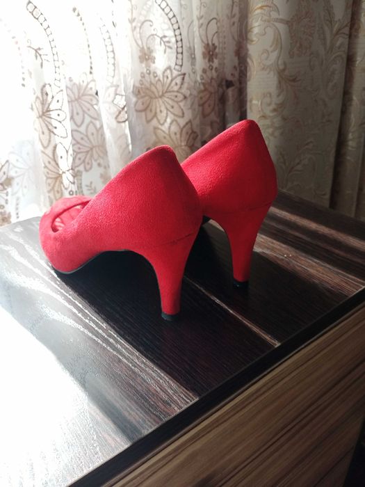 Туфли 35-36 замша