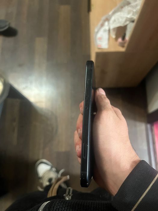 iPhone 15 128GB – 85% baterie – Face ID – complet funcțional – negociabil