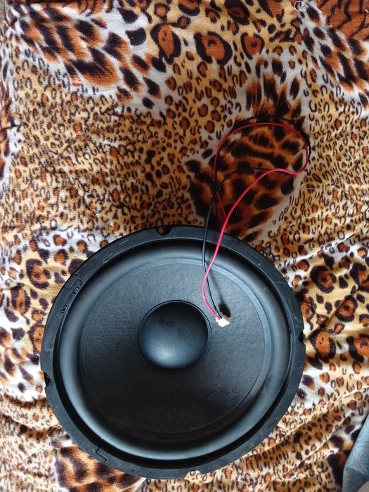 Продам динамик. Новый  Пишите