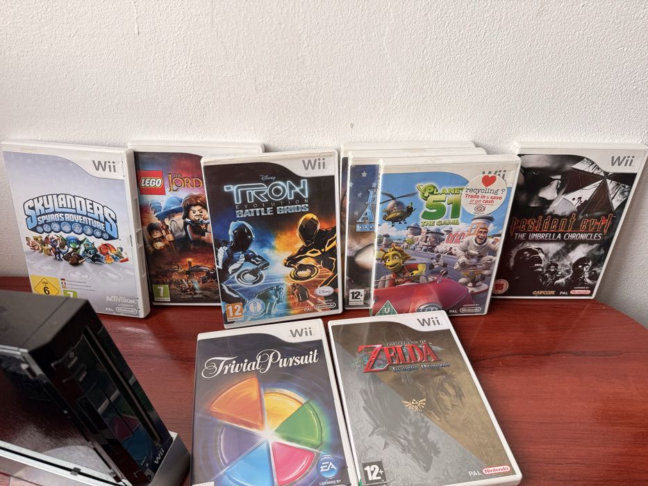 Nintendo Wii cu accesorii Skylabders